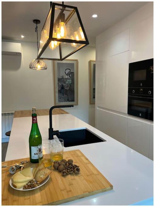 Elegance Lifestyle - Parking Gratuito! Apartamento San Sebastián Exterior foto
